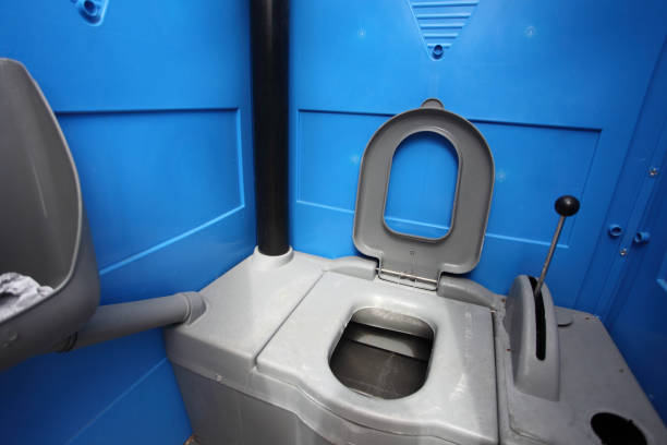 Portable Toilet Options We Offer in Ithaca, MI